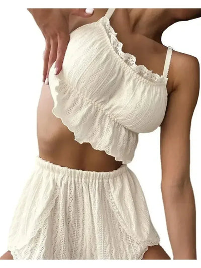 Beżowa piżama z prążkowanej dzianiny z koronkową lamówką