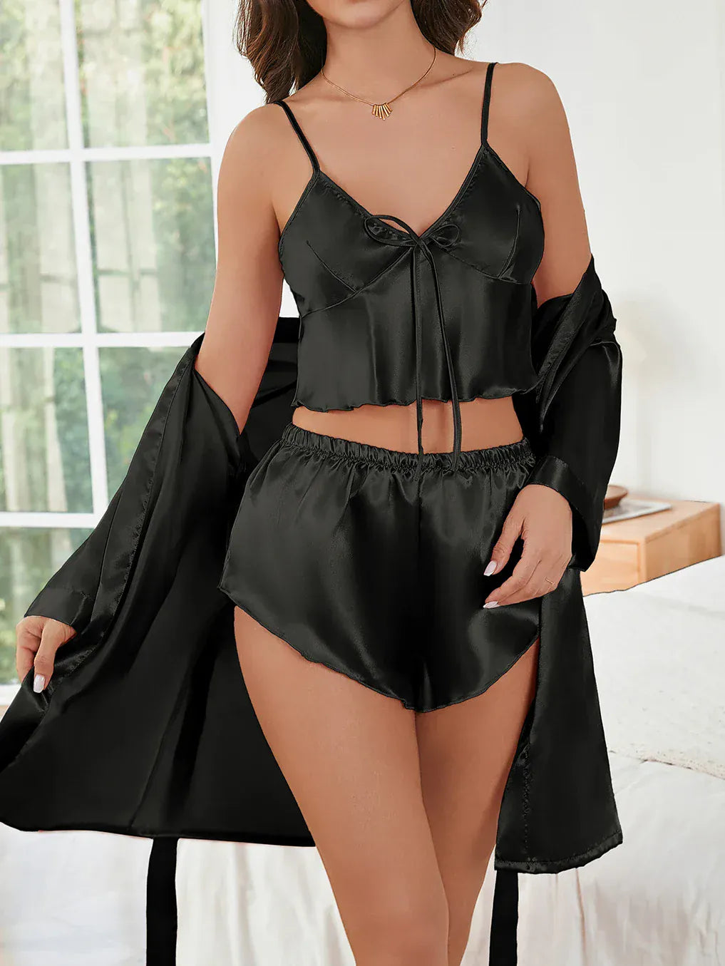 Komplet piżamowy w stylu satynowym ze szlafrokiem