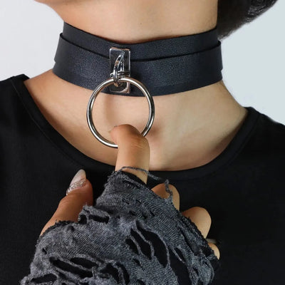 Choker z pierścieniem