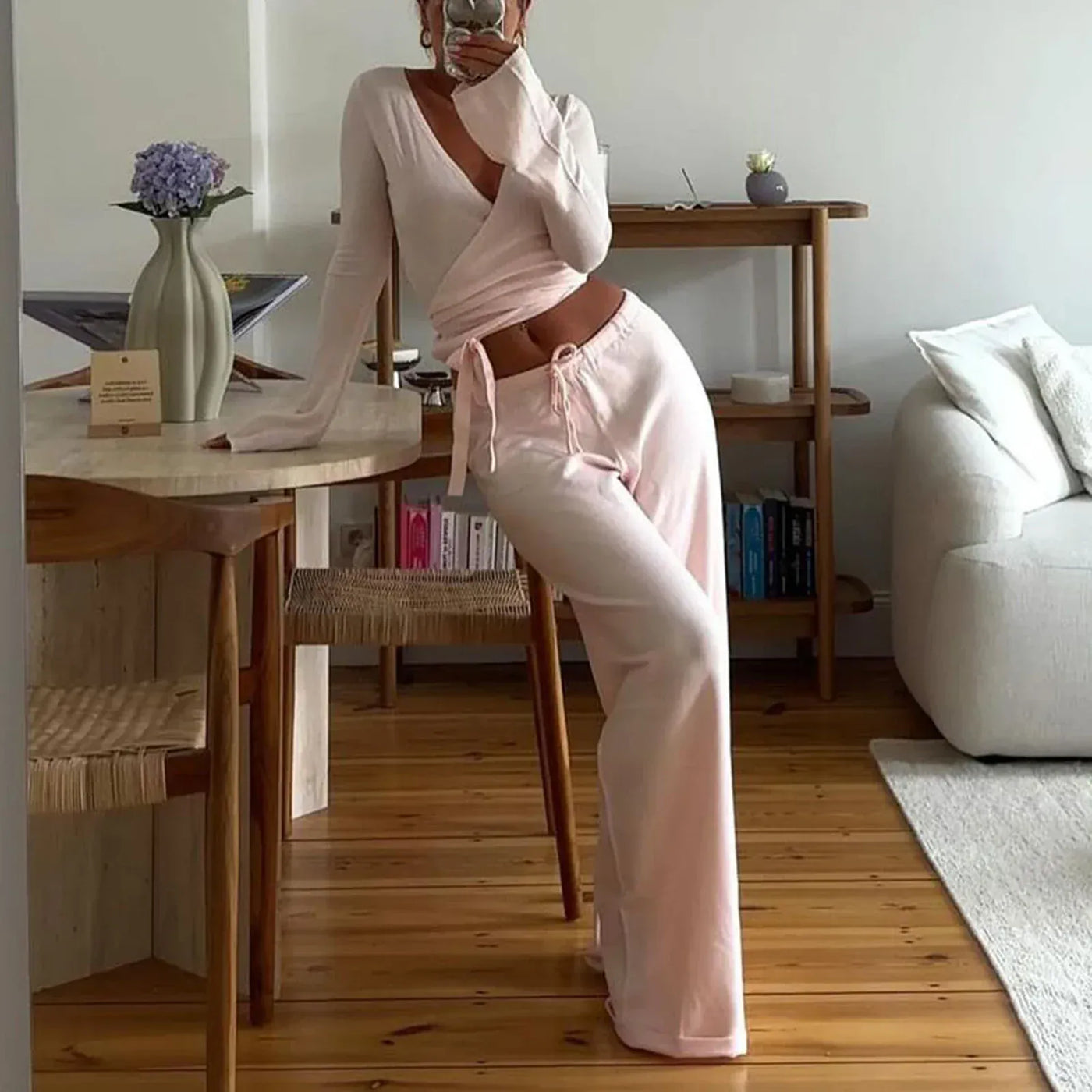 Komplet wypoczynkowy ze spodniami