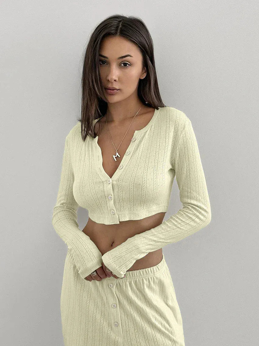 Ażurowa piżama dzianinowa z krótkim topem