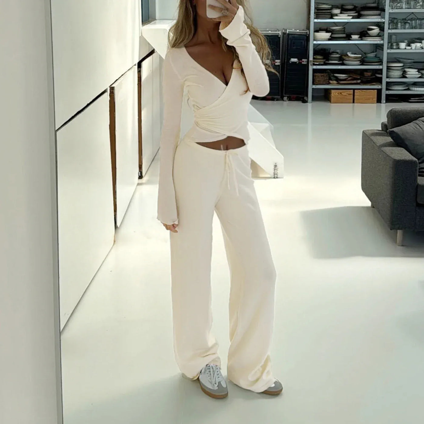 Komplet wypoczynkowy ze spodniami