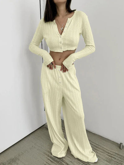 Ażurowa piżama dzianinowa z krótkim topem