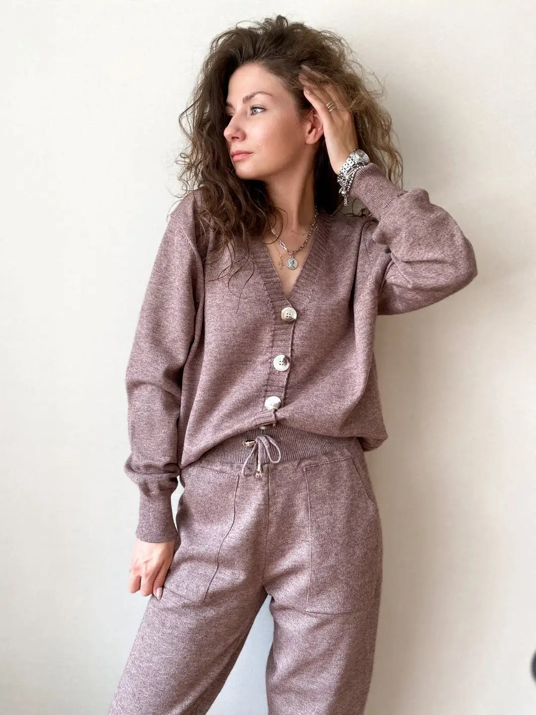 Komplet dzianinowy z kardiganem